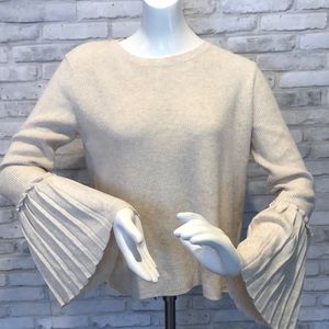 Olivia Warren tan cotton poly blend ribbed knit sweater wide pleated sleeve